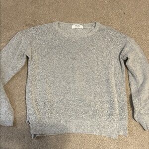 MOD Women's Light Gray Crew Neck Sweater